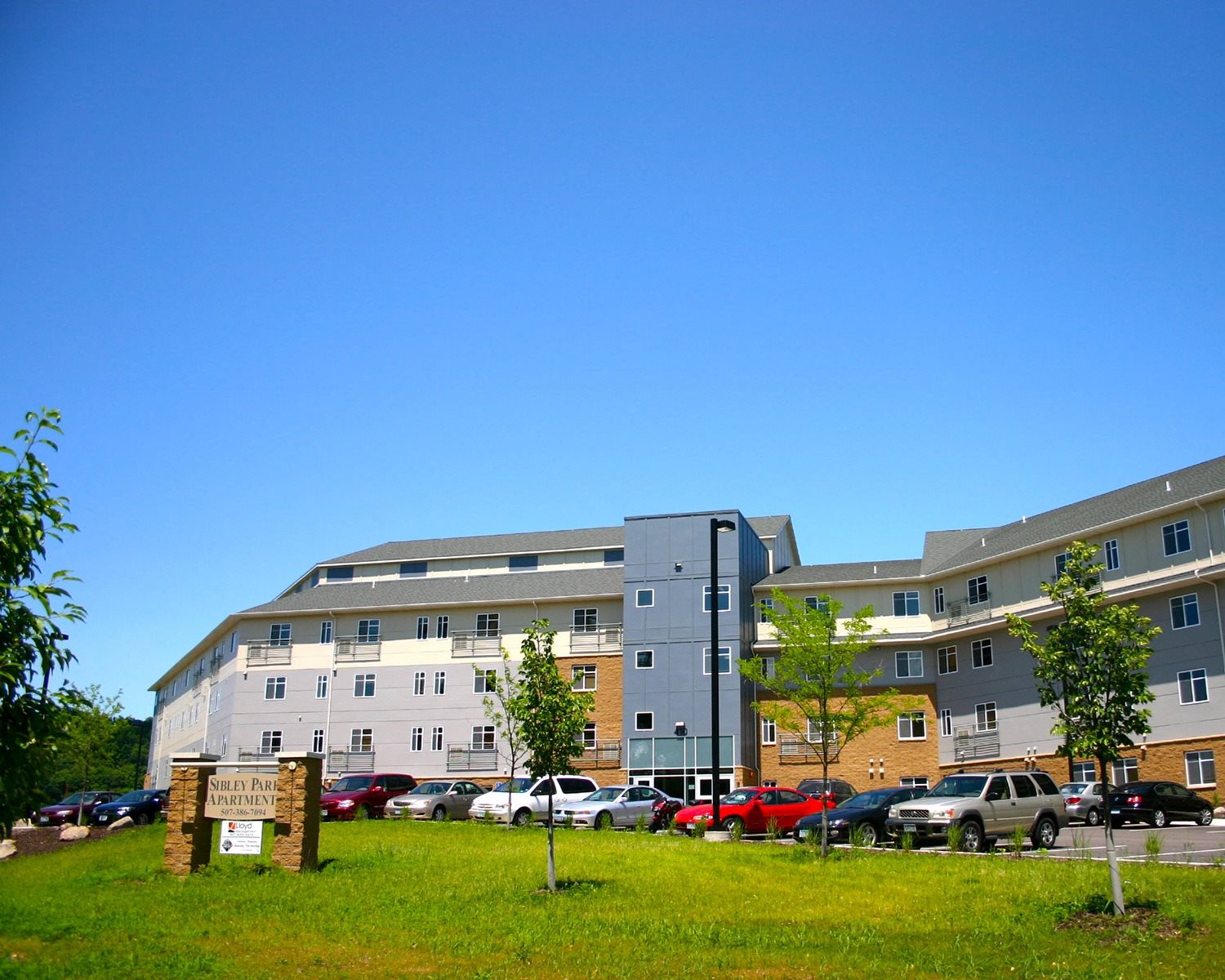 Photos and Video of Sibley Park Apartments in Mankato, MN